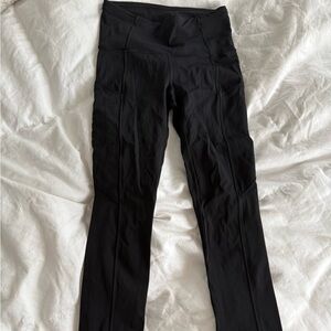 LULULEMON Fast & Free 7/8 leggings in size 2